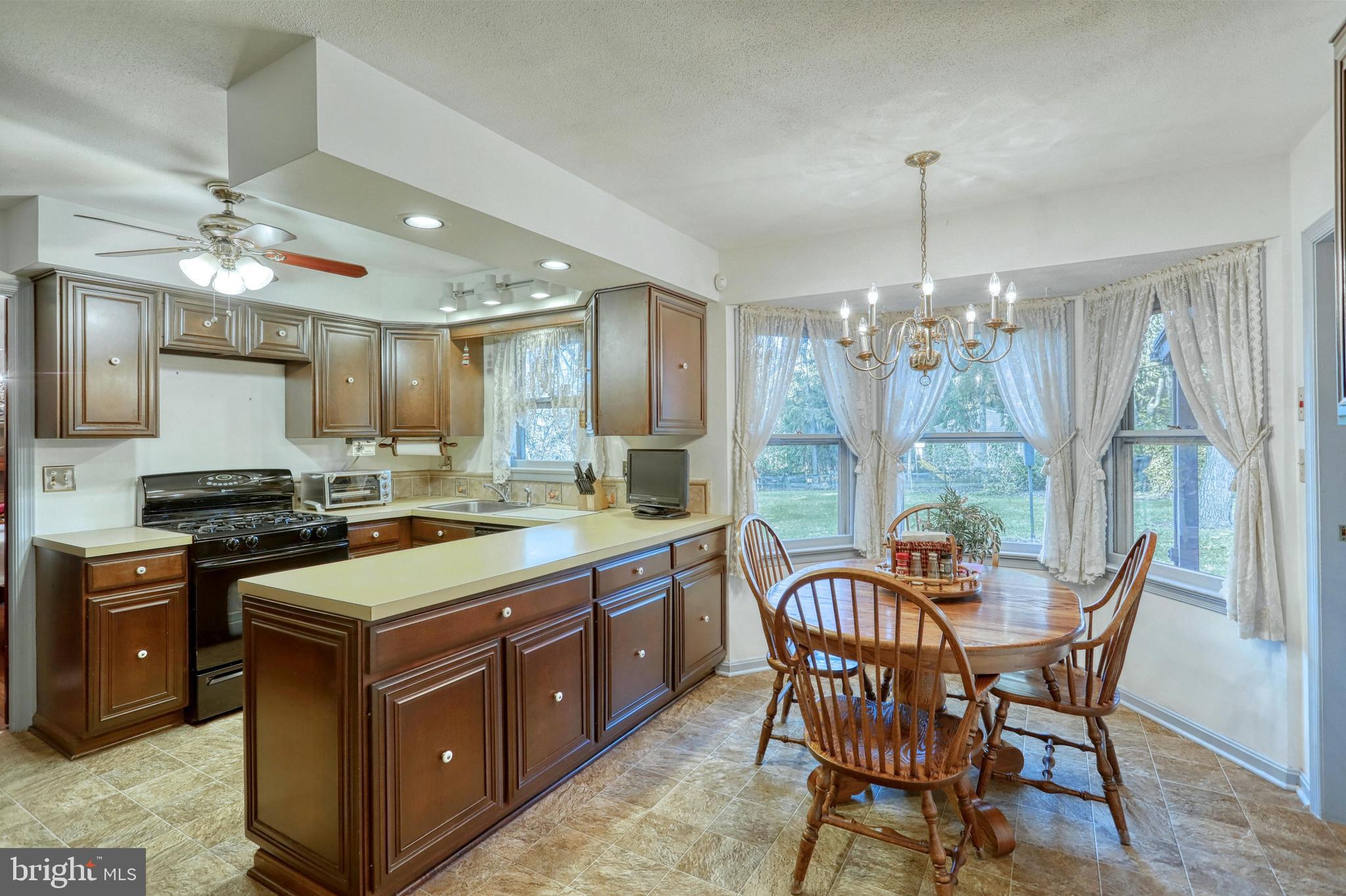2200 Sutton Road York, PA 17403 - Photo 22 of 44