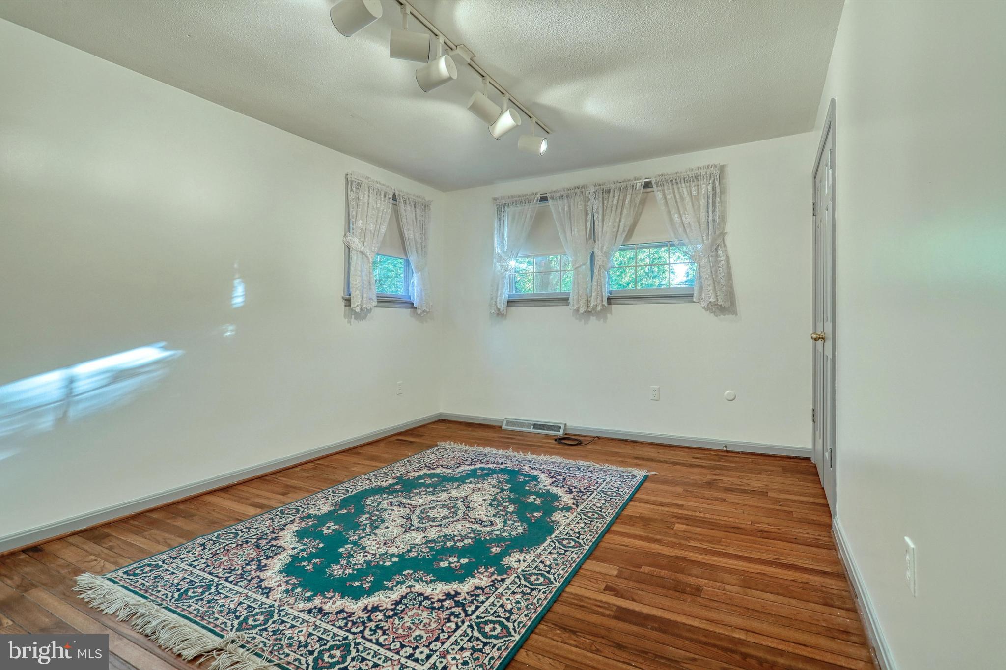 2200 Sutton Road York, PA 17403 - Photo 27 of 44
