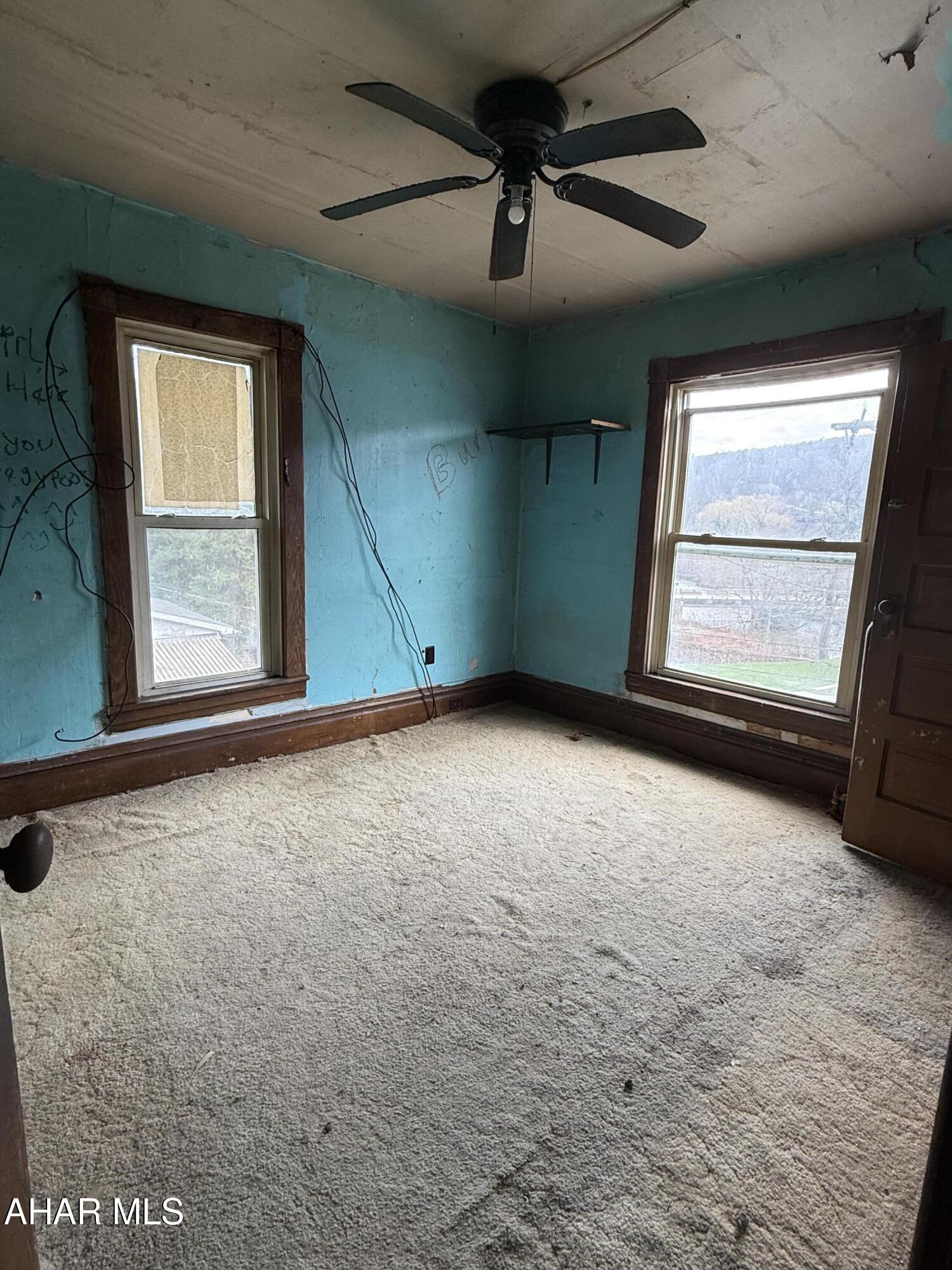 736 Mineral Point Road Mineral Point, PA 15942 - Photo 6 of 10