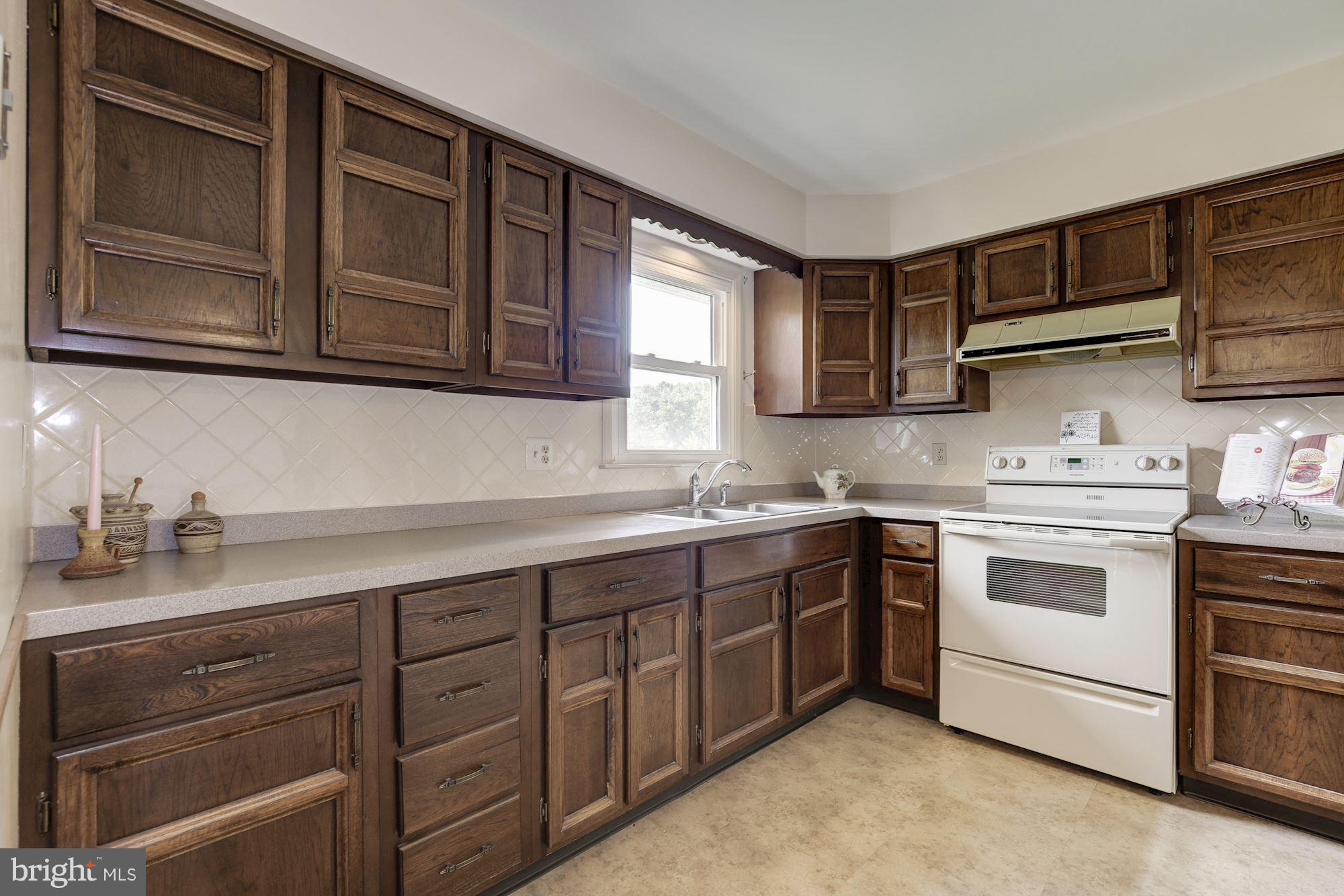 5191 Perry Road Mount Airy, MD 21771 - Photo 6 of 30 Kitchen