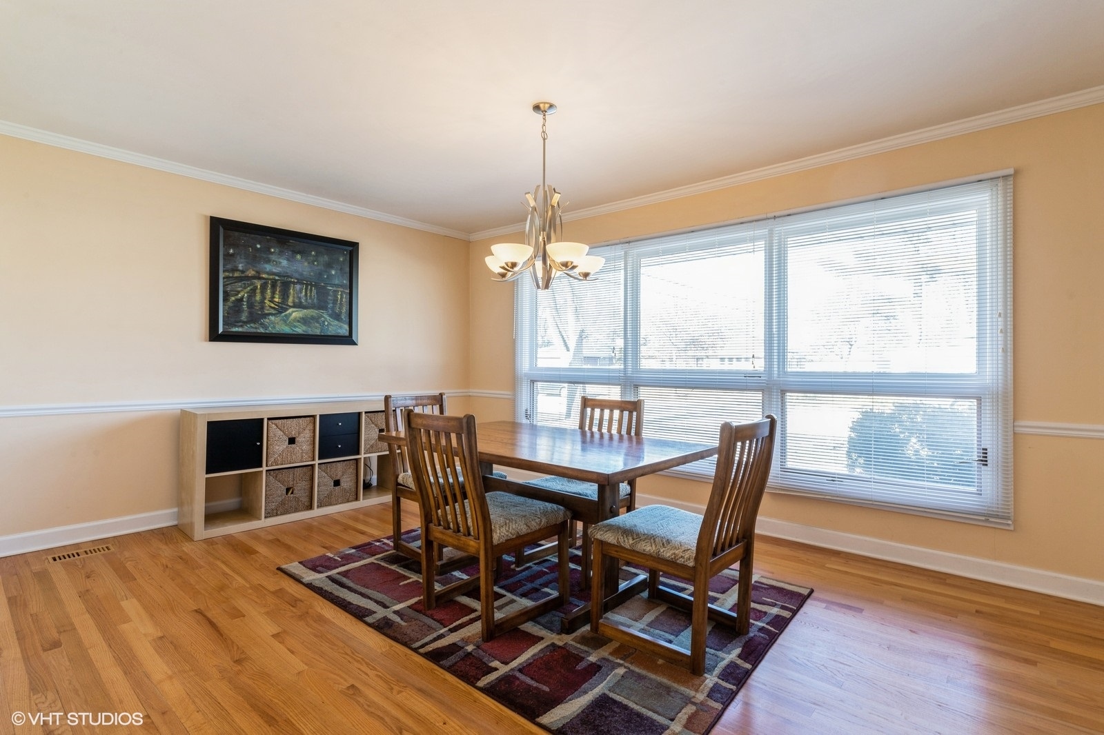 546 North Dee Road Park Ridge, IL 60068 - Photo 9 of 18 a view of a dining room with furniture window and wooden floor