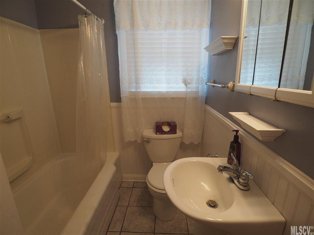 4775 Calico Road Lenoir, NC 28645 - Photo 6 of 17 Gallery Image 6
