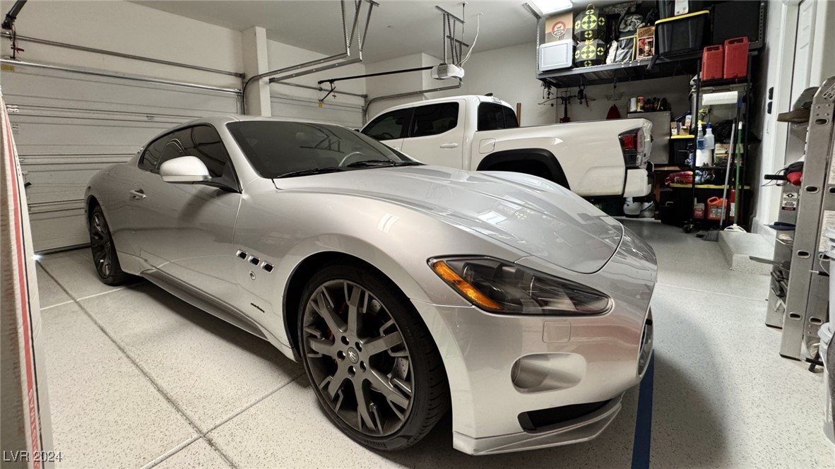 132 Dunblane Street Henderson, NV 89012 - Photo 42 of 52 3 car garage