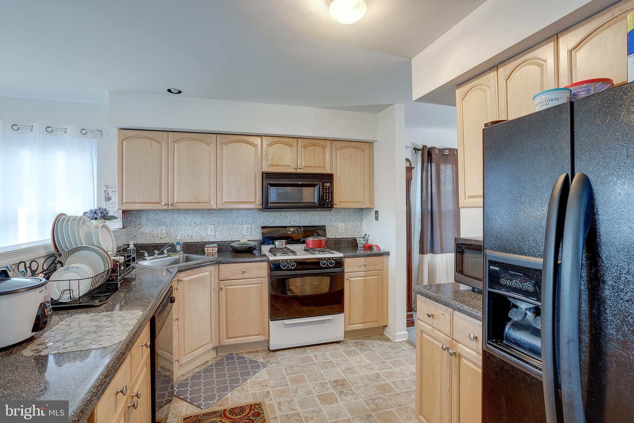 8129 River Road Pennsauken, NJ 08110 - Photo 6 of 32