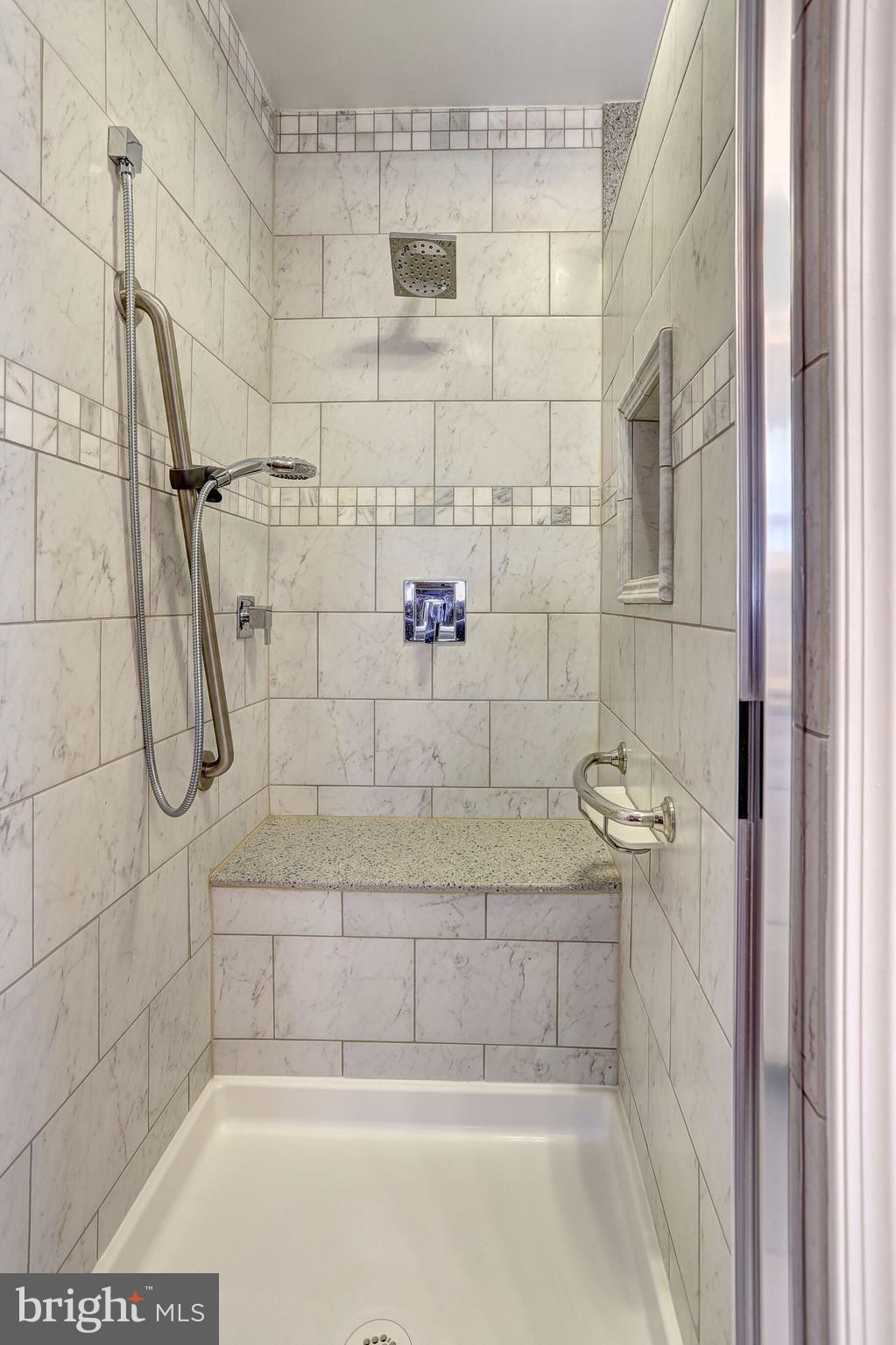908 Rambling Drive Baltimore, MD 21228 - Photo 21 of 42 Master Bath
