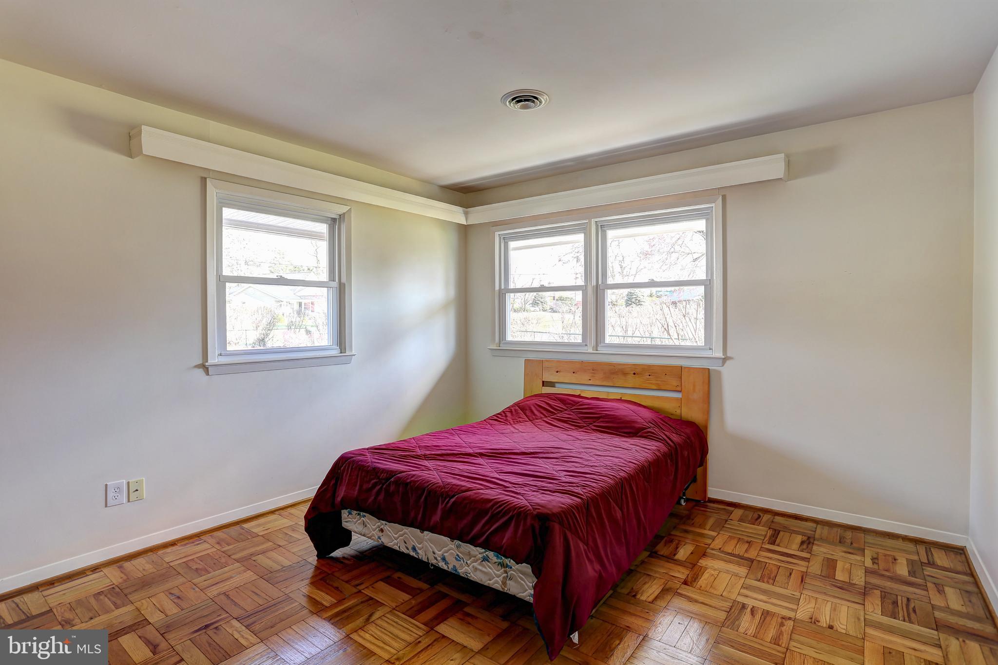 908 Rambling Drive Baltimore, MD 21228 - Photo 24 of 42 Bedroom