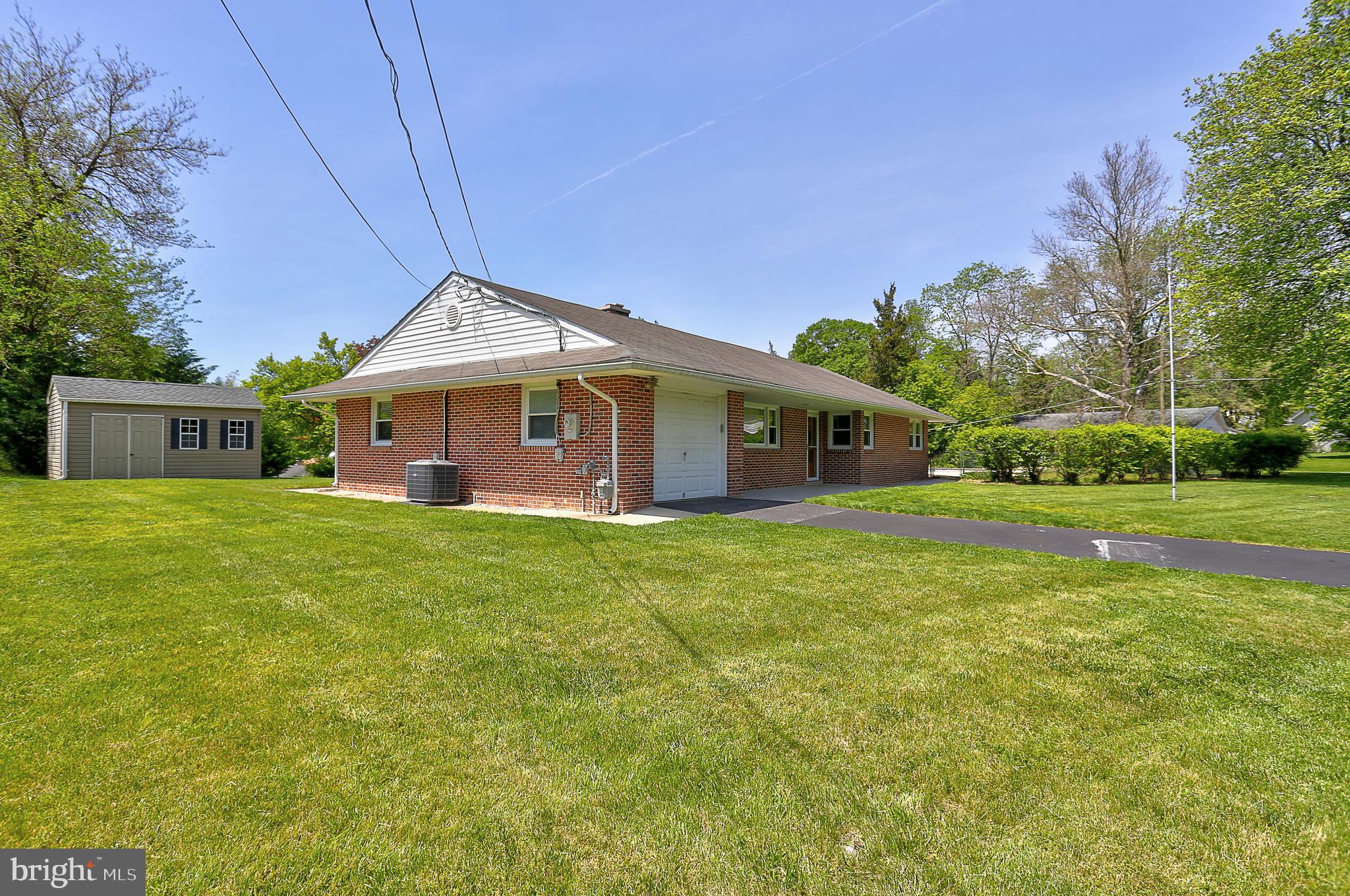 908 Rambling Drive Baltimore, MD 21228 - Photo 32 of 42 Exterior Side