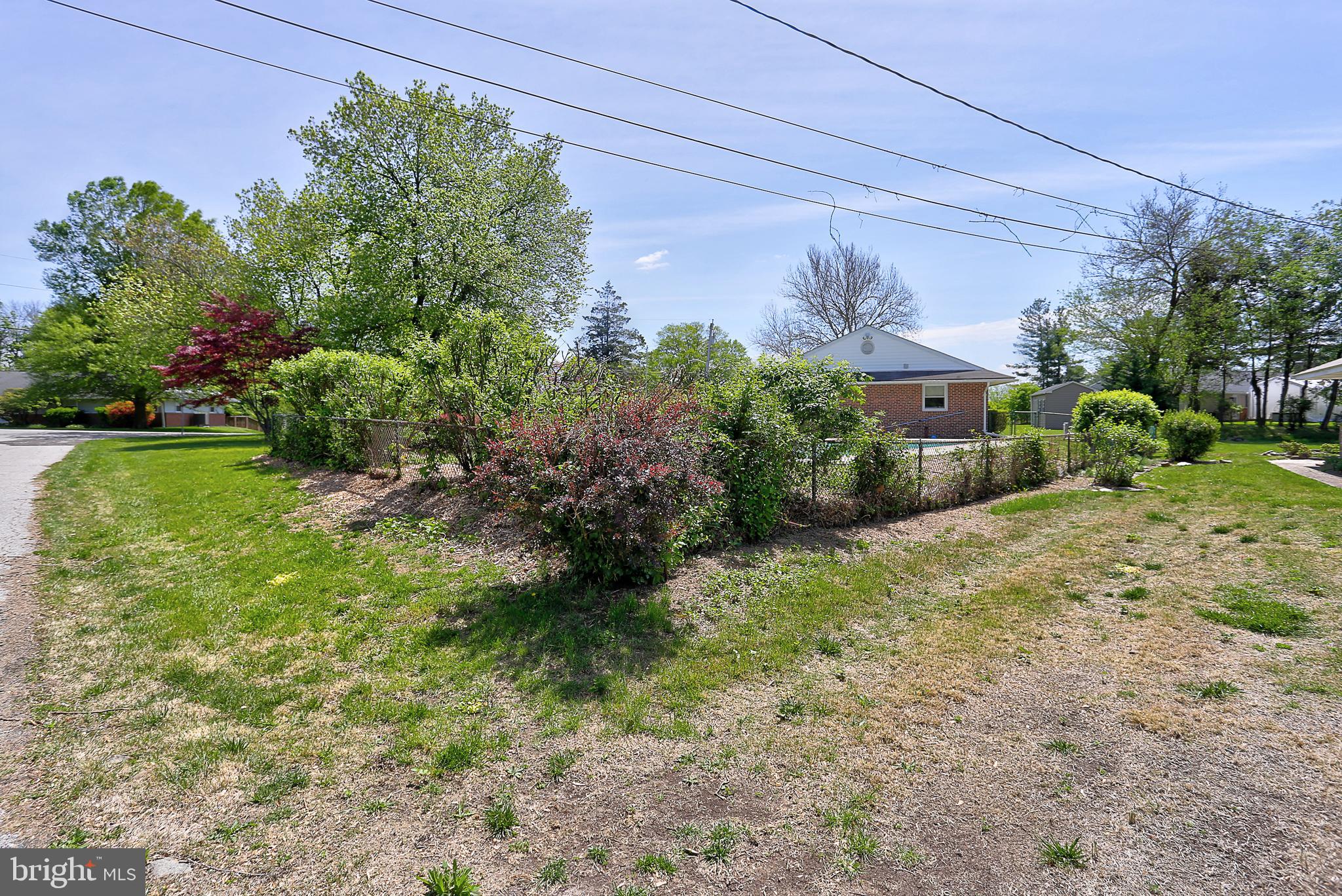 908 Rambling Drive Baltimore, MD 21228 - Photo 36 of 42 Exterior
