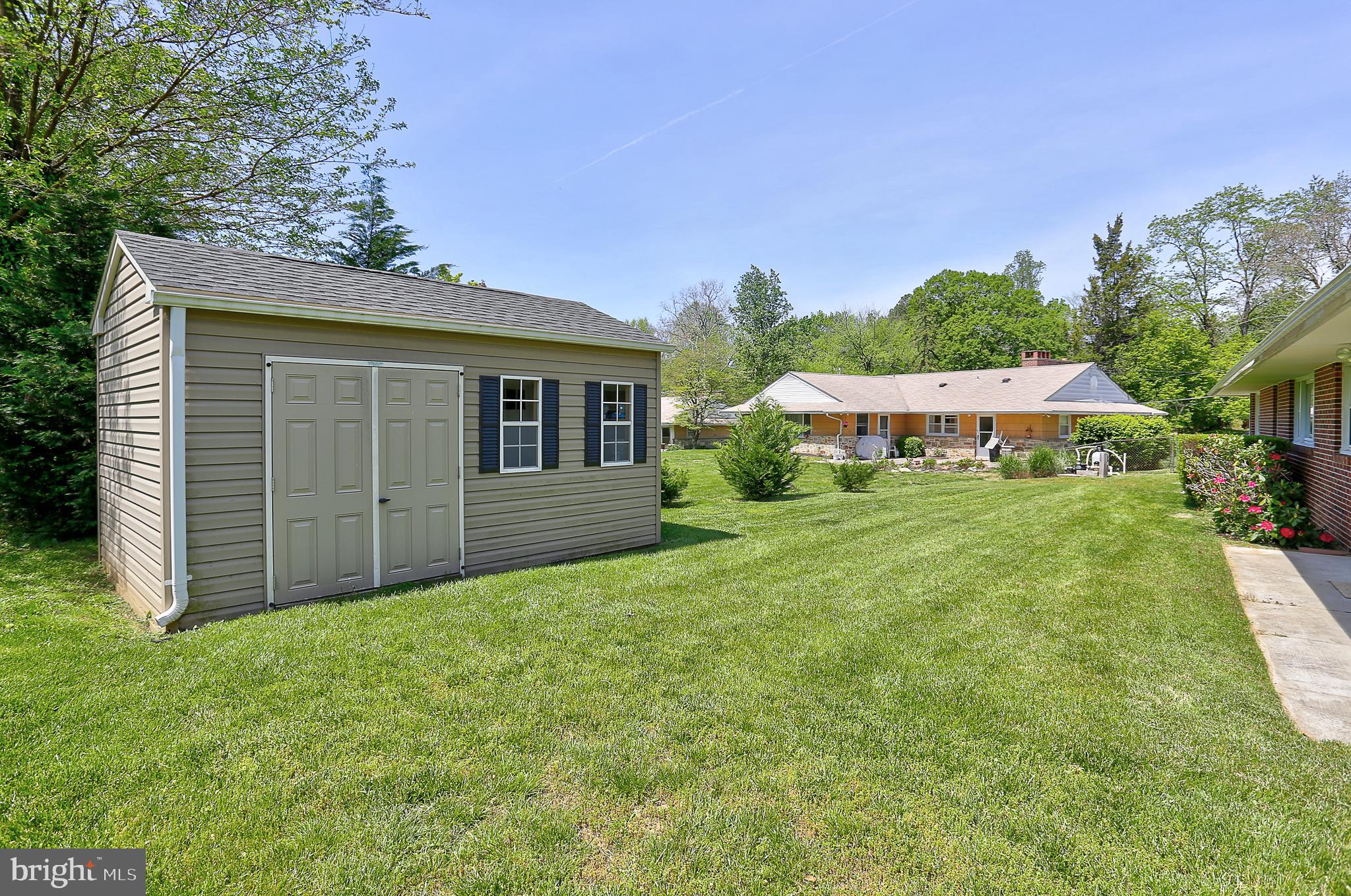 908 Rambling Drive Baltimore, MD 21228 - Photo 42 of 42 Shed