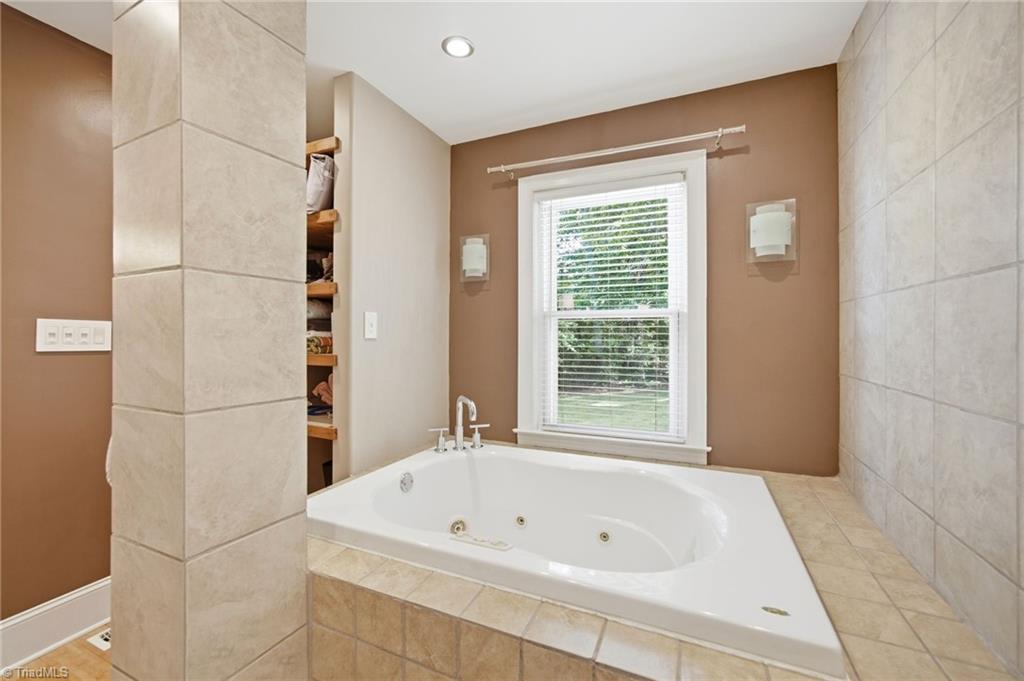 5406 Reidsville Road Walkertown, NC 27284 - Photo 13 of 23