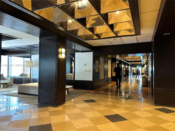 $4,000 | 600 Northeast 36th Street, Unit 1414, Miami, FL 33137