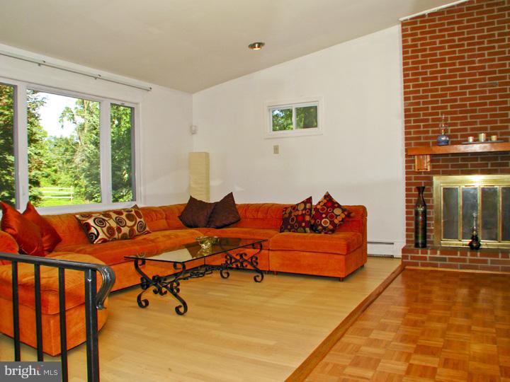 680 West Boot Road Downingtown, PA 19335 - Photo 5 of 24