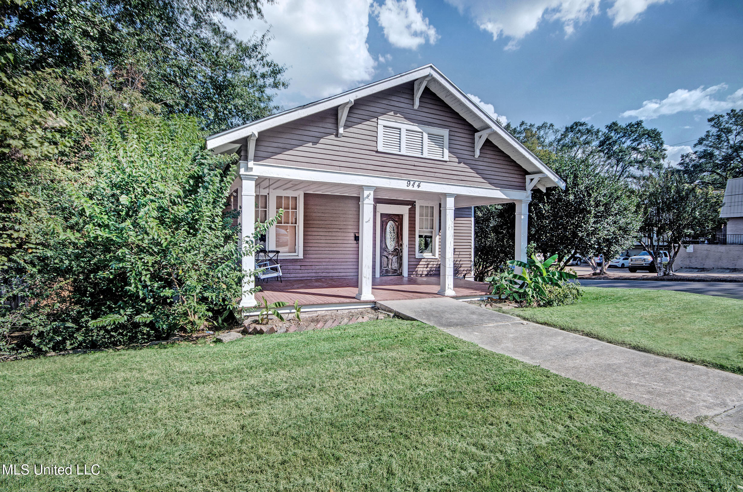 944 Madison Street Jackson, MS 39202 - Photo 1 of 30 IMGP1746_7_8