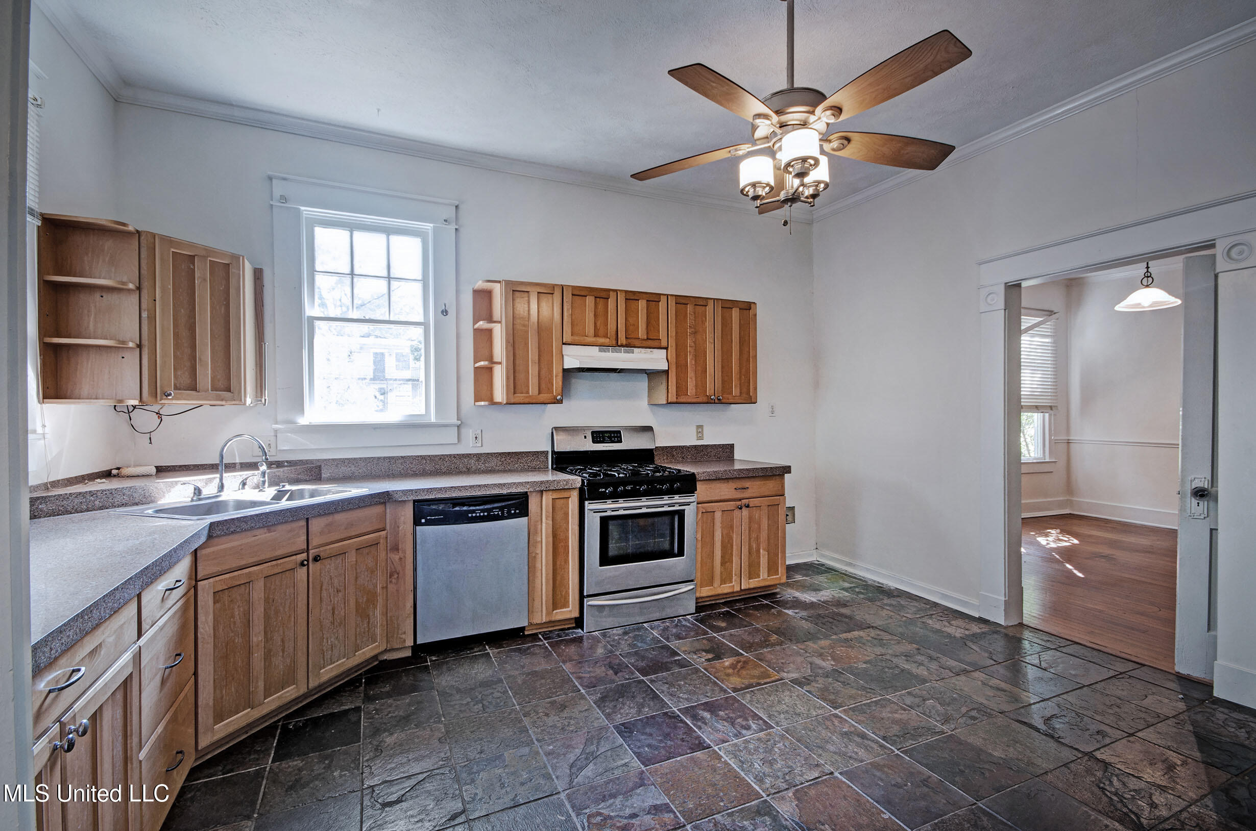 944 Madison Street Jackson, MS 39202 - Photo 17 of 30 IMGP1806_7_8