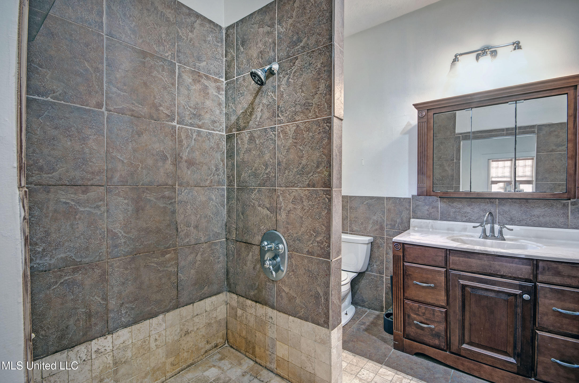 944 Madison Street Jackson, MS 39202 - Photo 26 of 30 IMGP1839_40_41