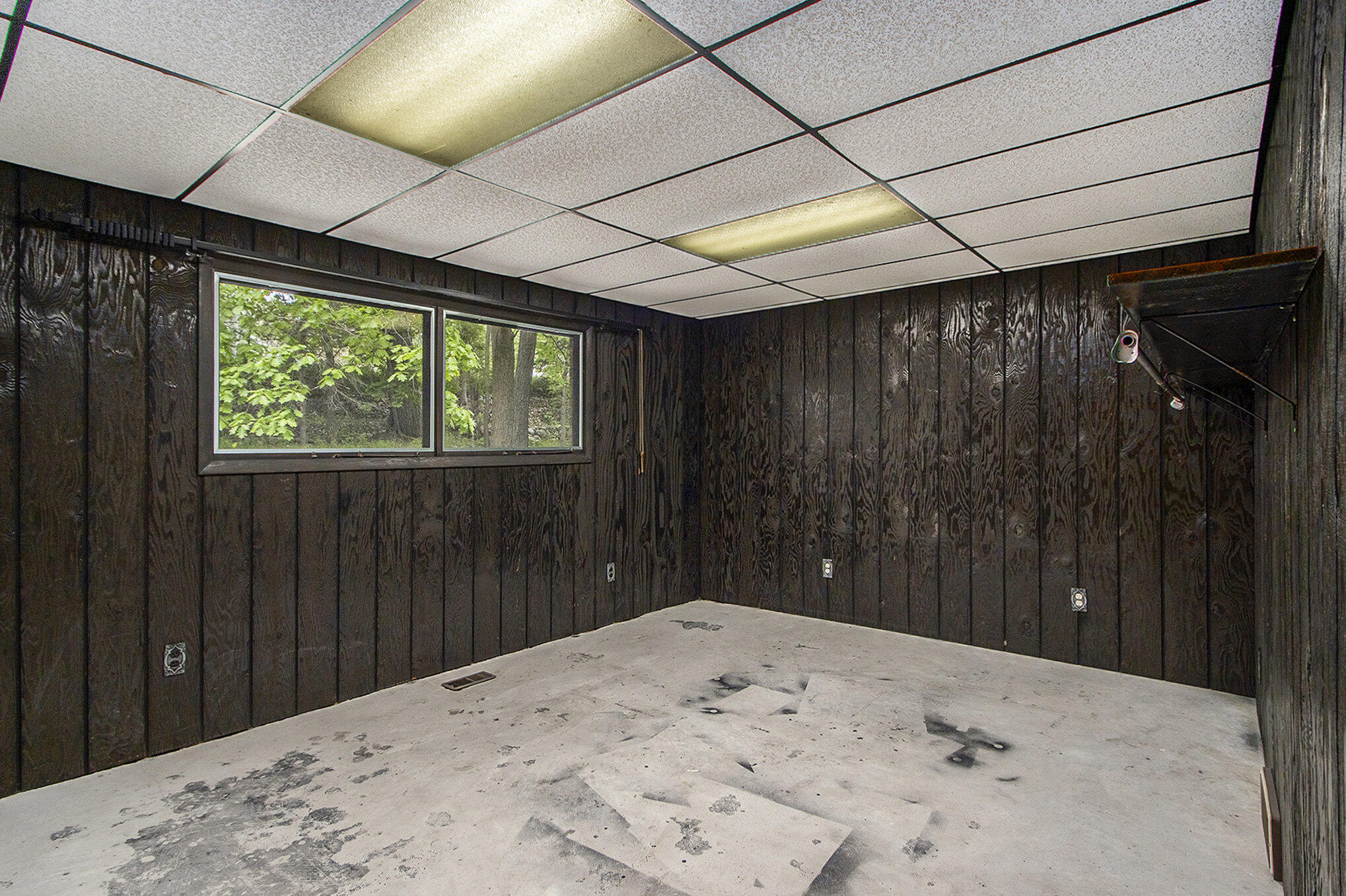 10706 Portage Road Portage, MI 49002 - Photo 24 of 47 025_10706portage_48_305