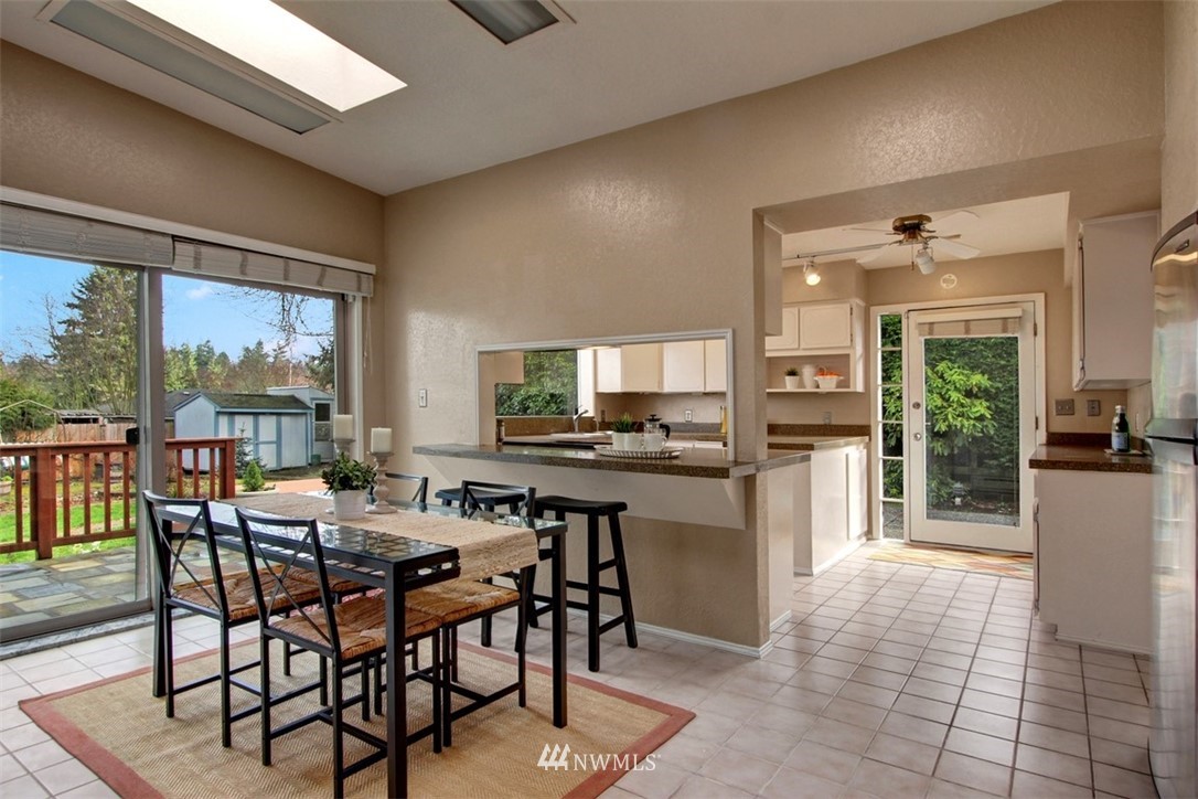 427 View Ridge Drive Everett, WA 98203 - Photo 10 of 25