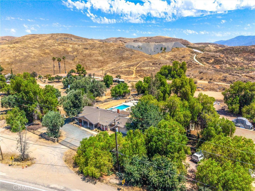 9099 Cajalco Road Corona, CA 92881 - Photo 63 of 70