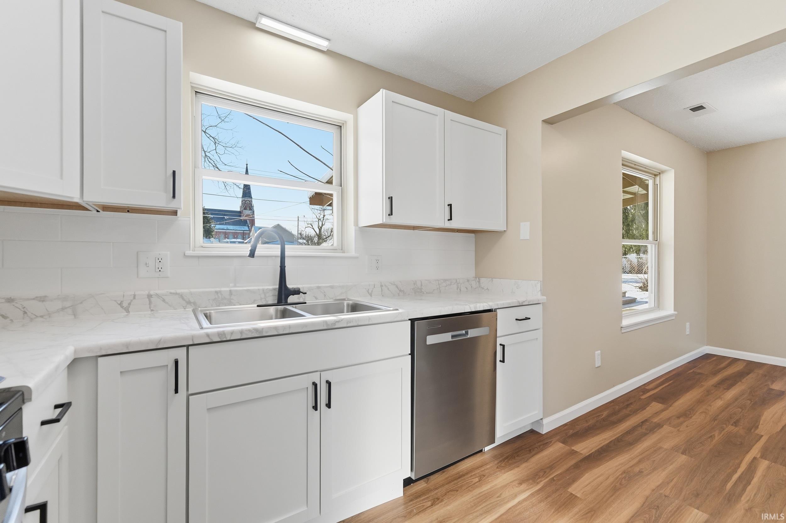 526 Lasselle Street Fort Wayne, IN 46803 - Photo 13 of 36