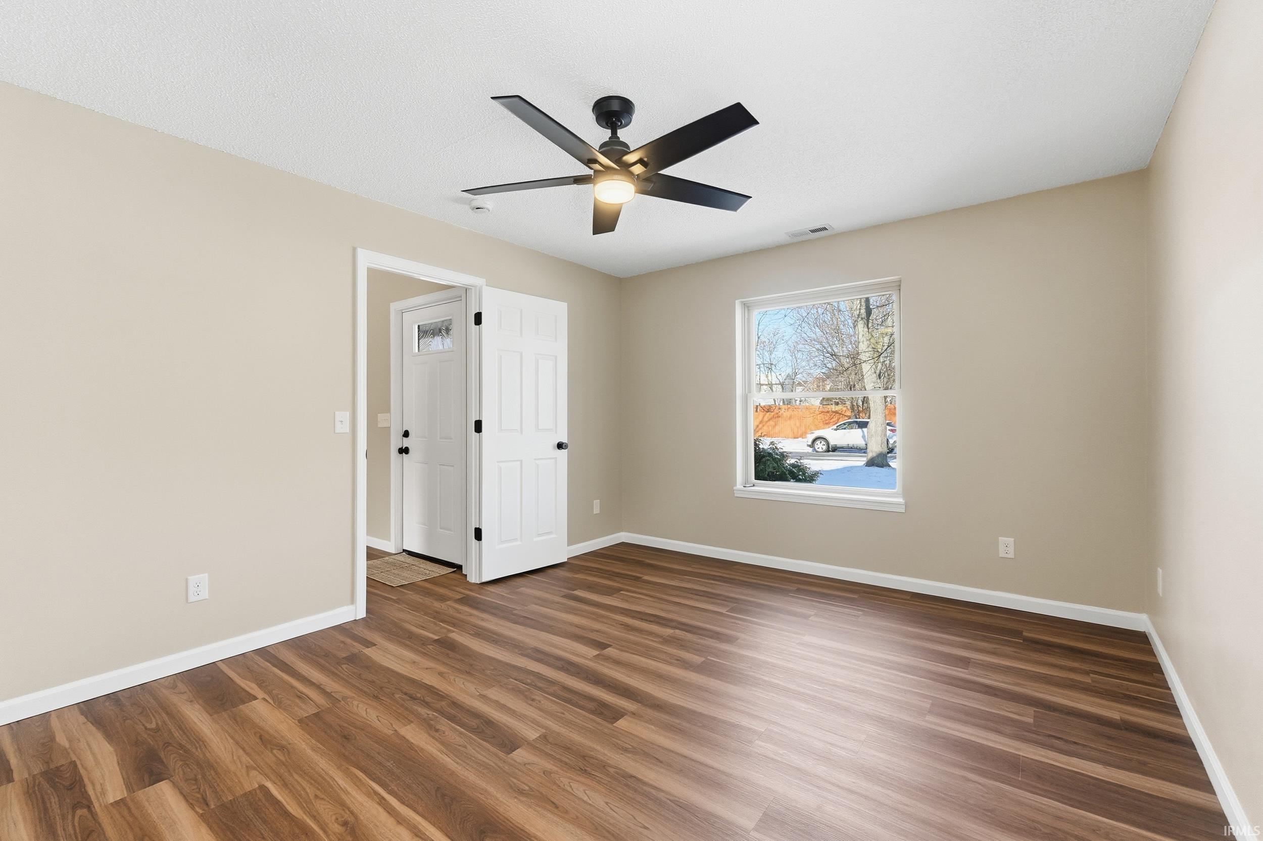 526 Lasselle Street Fort Wayne, IN 46803 - Photo 16 of 36