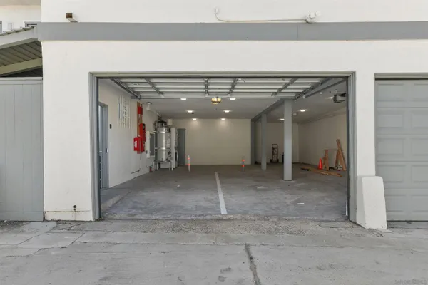 $3,100 | 520 Street La, Unit 2, La Jolla, CA 92037