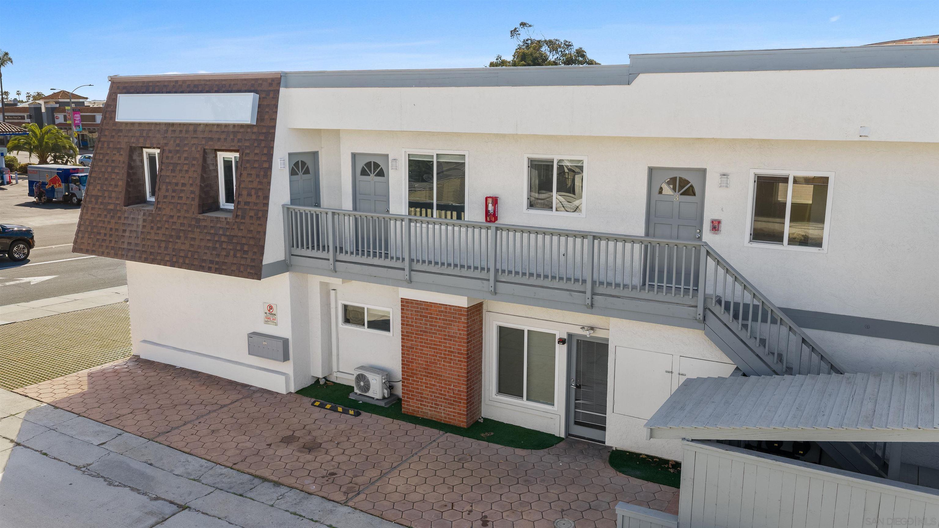 520 Street La, Unit 2 La Jolla, CA 92037 - Photo 17 of 27