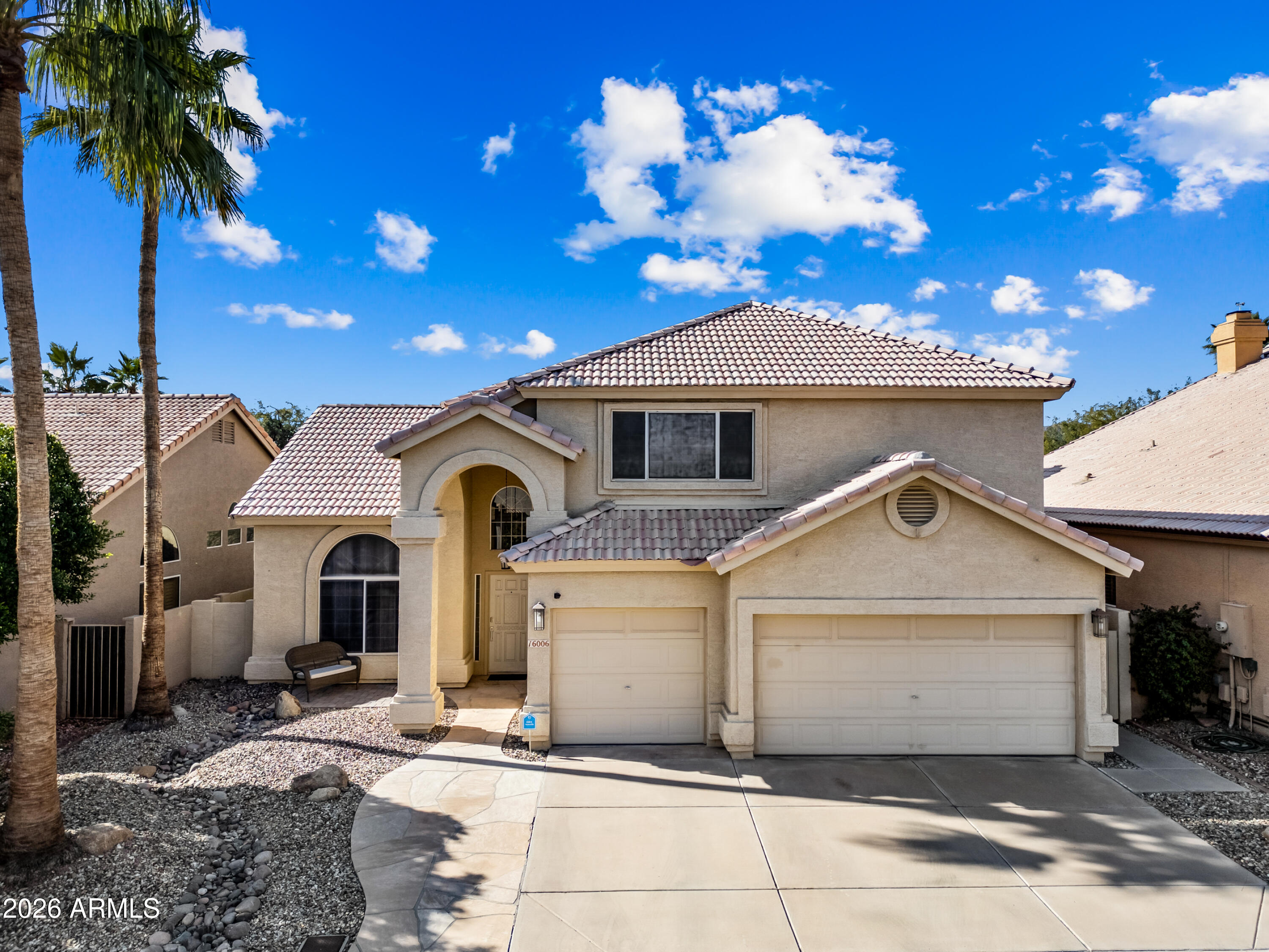 16006 South 13th Place Phoenix, AZ 85048 - Photo 5 of 63 Three car garage
