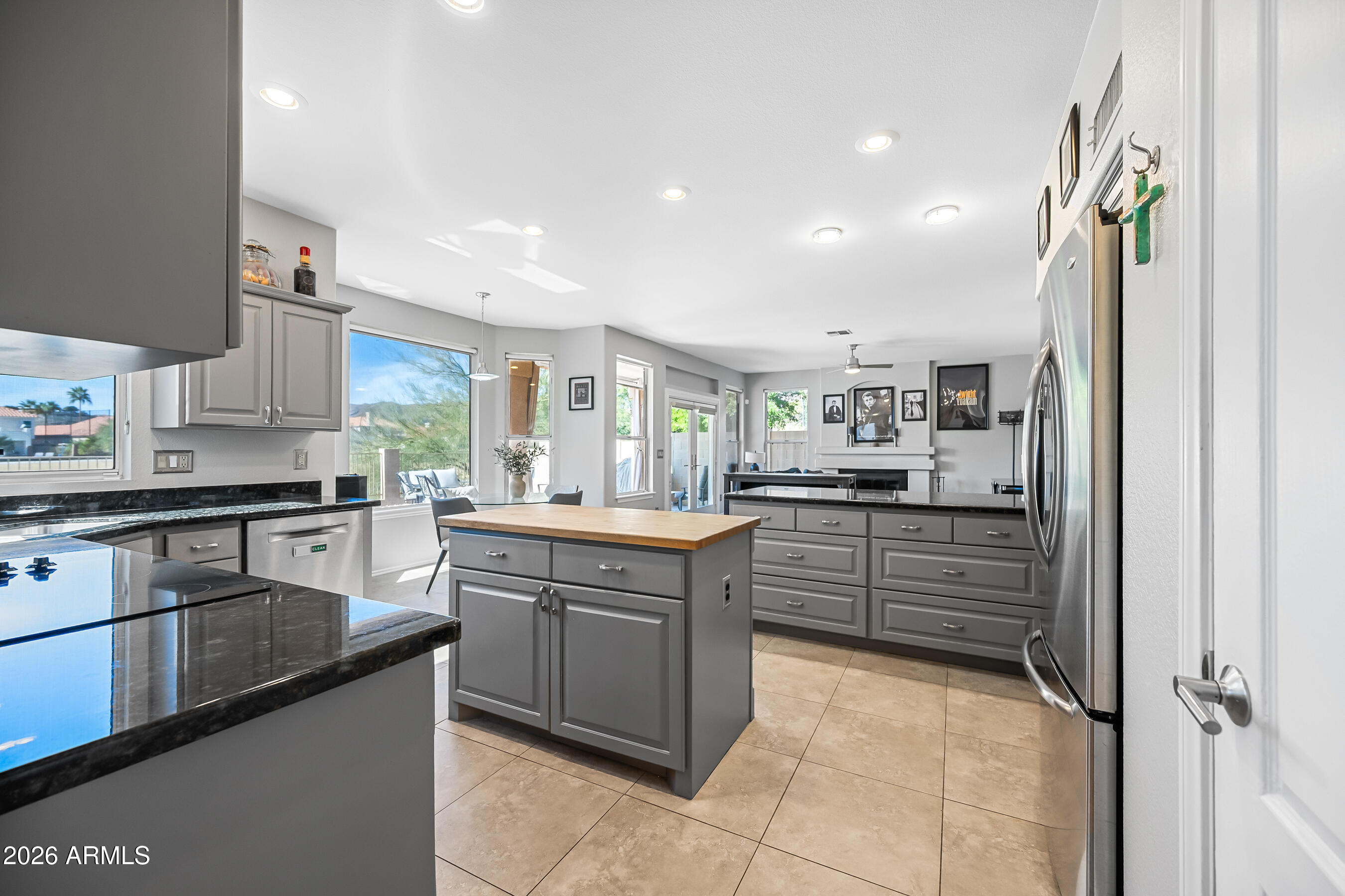 16006 South 13th Place Phoenix, AZ 85048 - Photo 10 of 63 Ample storage