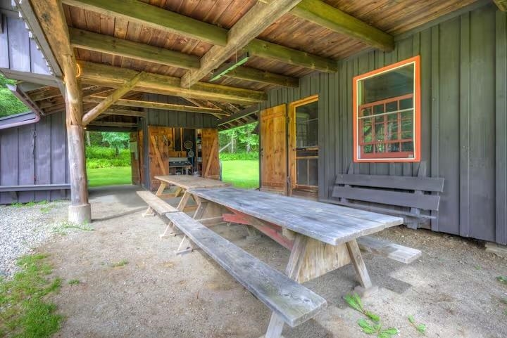 55 Bentley Lane Jericho, VT 05465 - Photo 22 of 60
