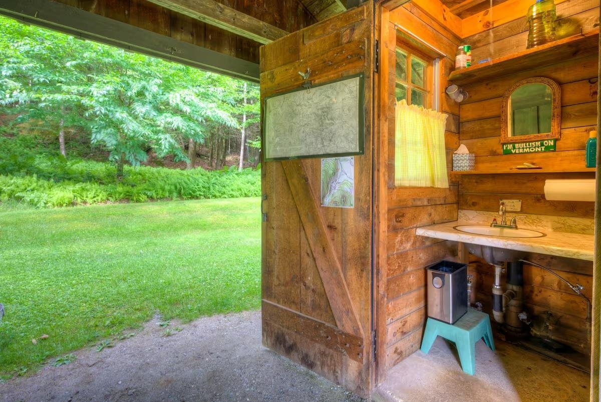 55 Bentley Lane Jericho, VT 05465 - Photo 24 of 60