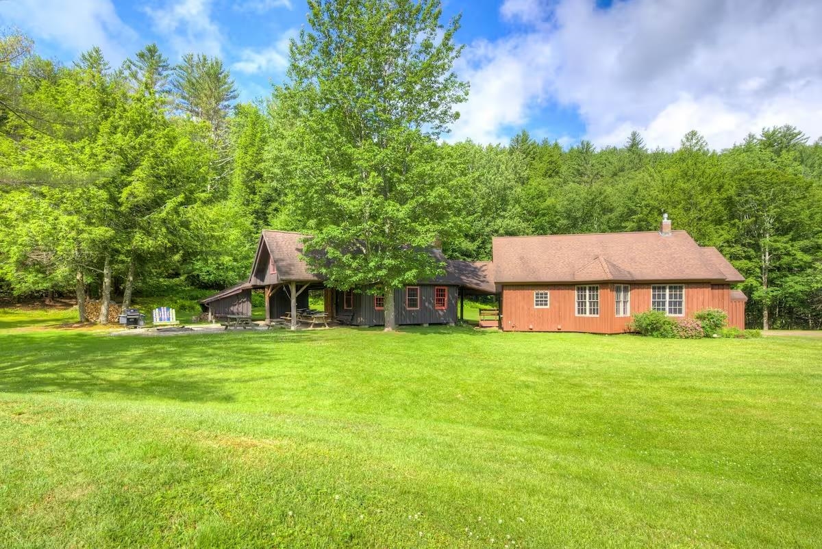 65 Bentley Lane Jericho, VT 05465 - Photo 6 of 60