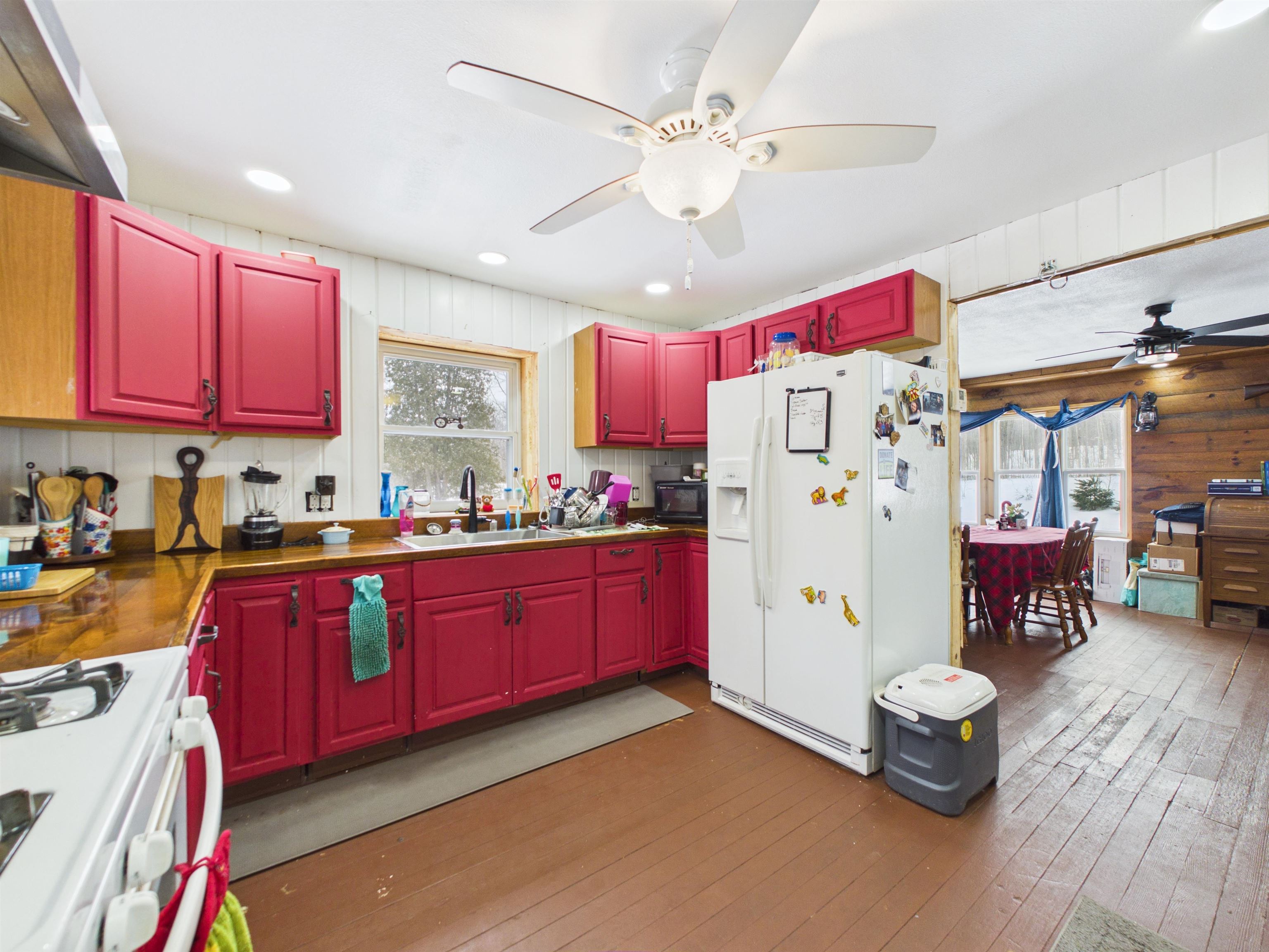 16090 Highway 27 Hayward, WI 54843 - Photo 23 of 35