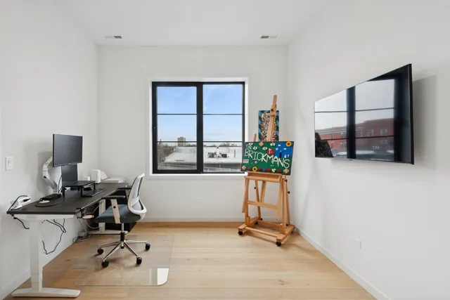 $825,000 | 504 North Leavitt Street, Unit 406, Chicago, IL 60612