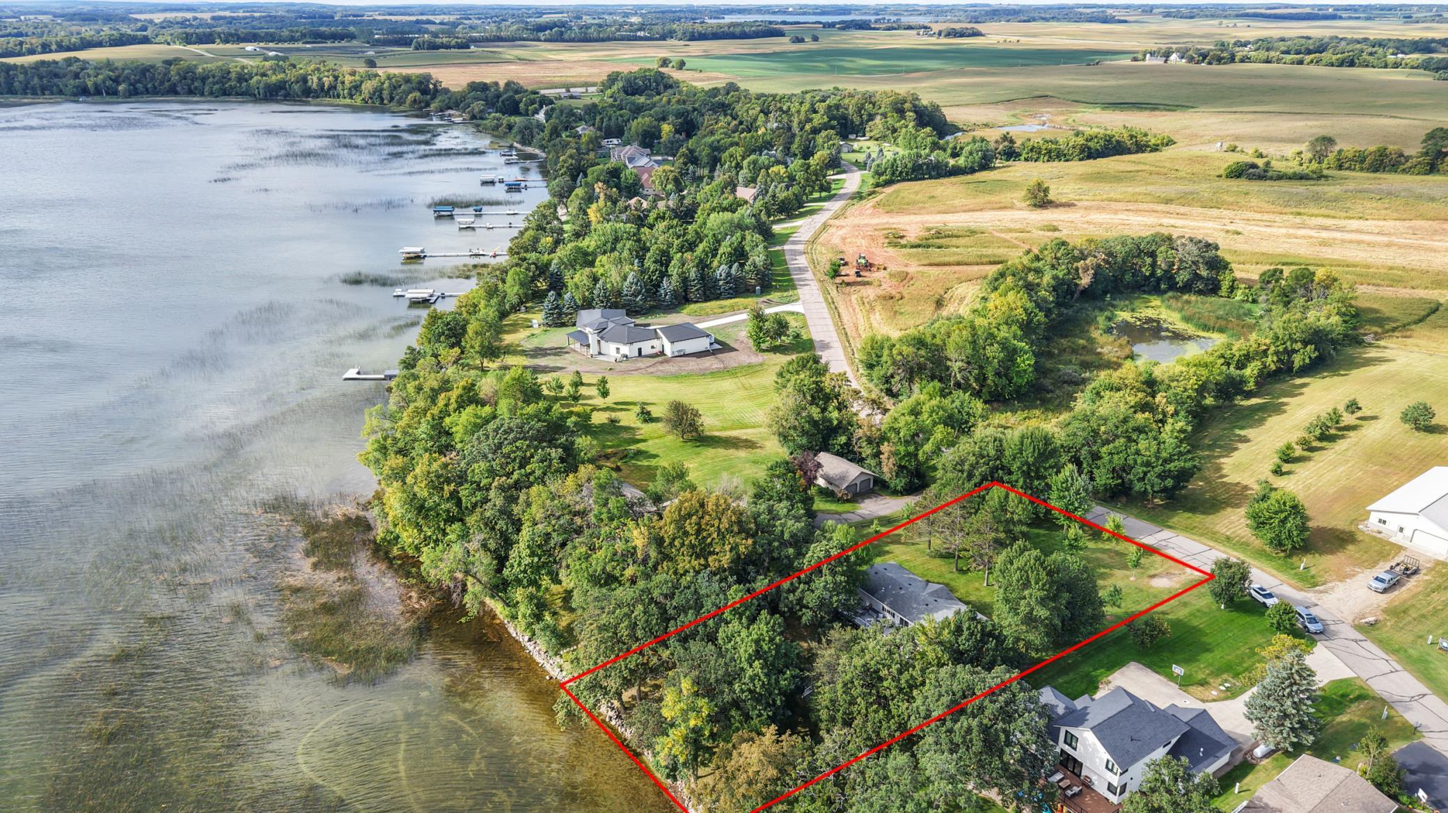 46520 Poss Beach Road Pelican Rapids, MN 56572 - Photo 4 of 39