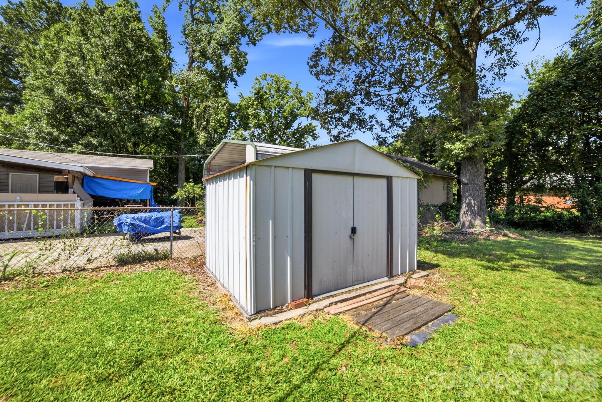 708 Aintree Road Charlotte, NC 28215 - Photo 21 of 25 Gallery Image 21