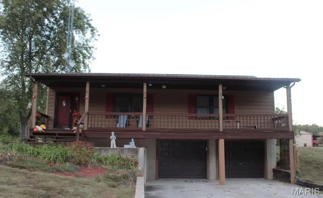 $285,000 | 7003 River Road, Iuka, IL 62849