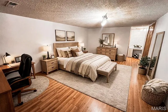 $285,000 | 7003 River Road, Iuka, IL 62849