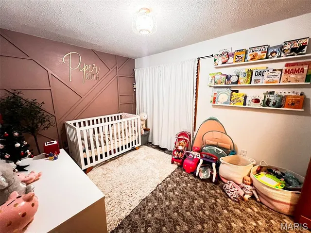 $285,000 | 7003 River Road, Iuka, IL 62849