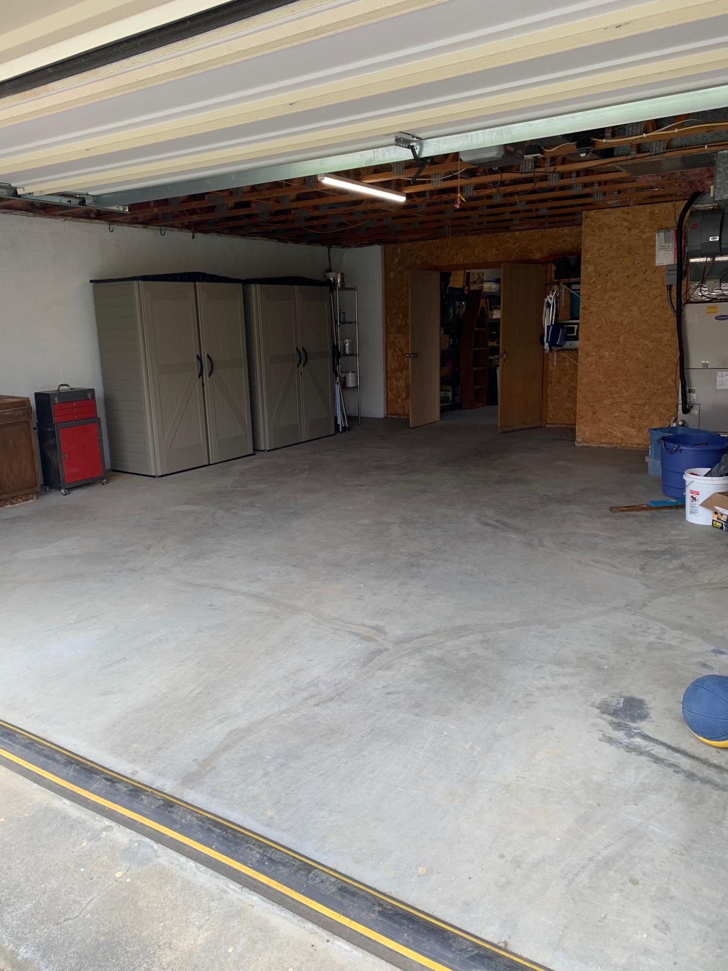 1913 Jamestown Road Johnson City, TN 37604 - Photo 29 of 29 Garage