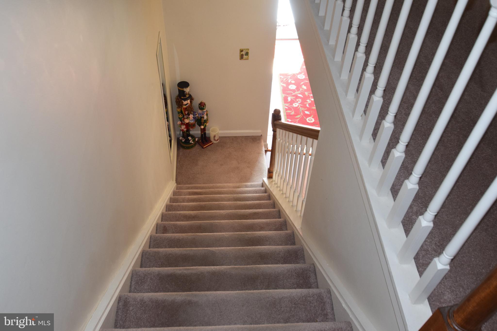 129 Woodhill Road Wilmington, DE 19809 - Photo 12 of 25 a view of entryway