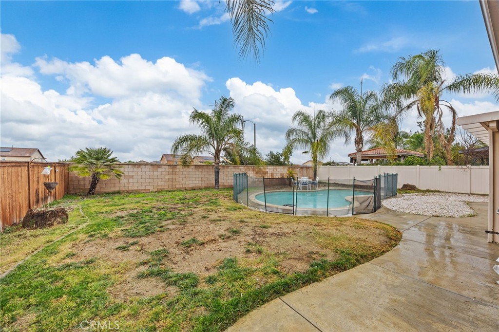 150 Saddleback Way Perris, CA 92570 - Photo 35 of 39