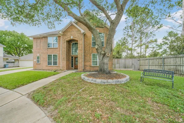 $3,950 | 402 Sterling Heights Lane, Houston, TX 77094