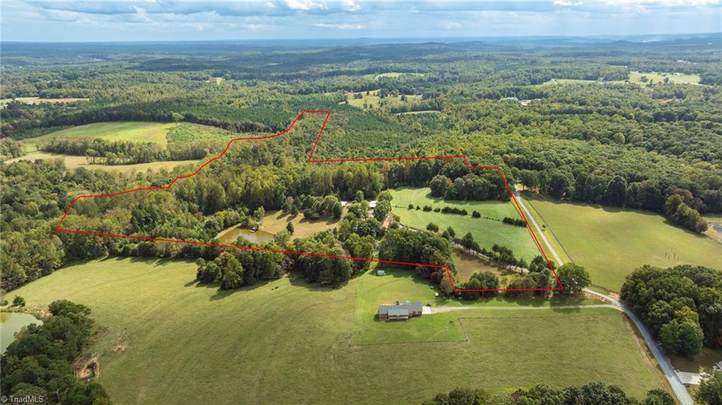 Private, yet close to city amenities!