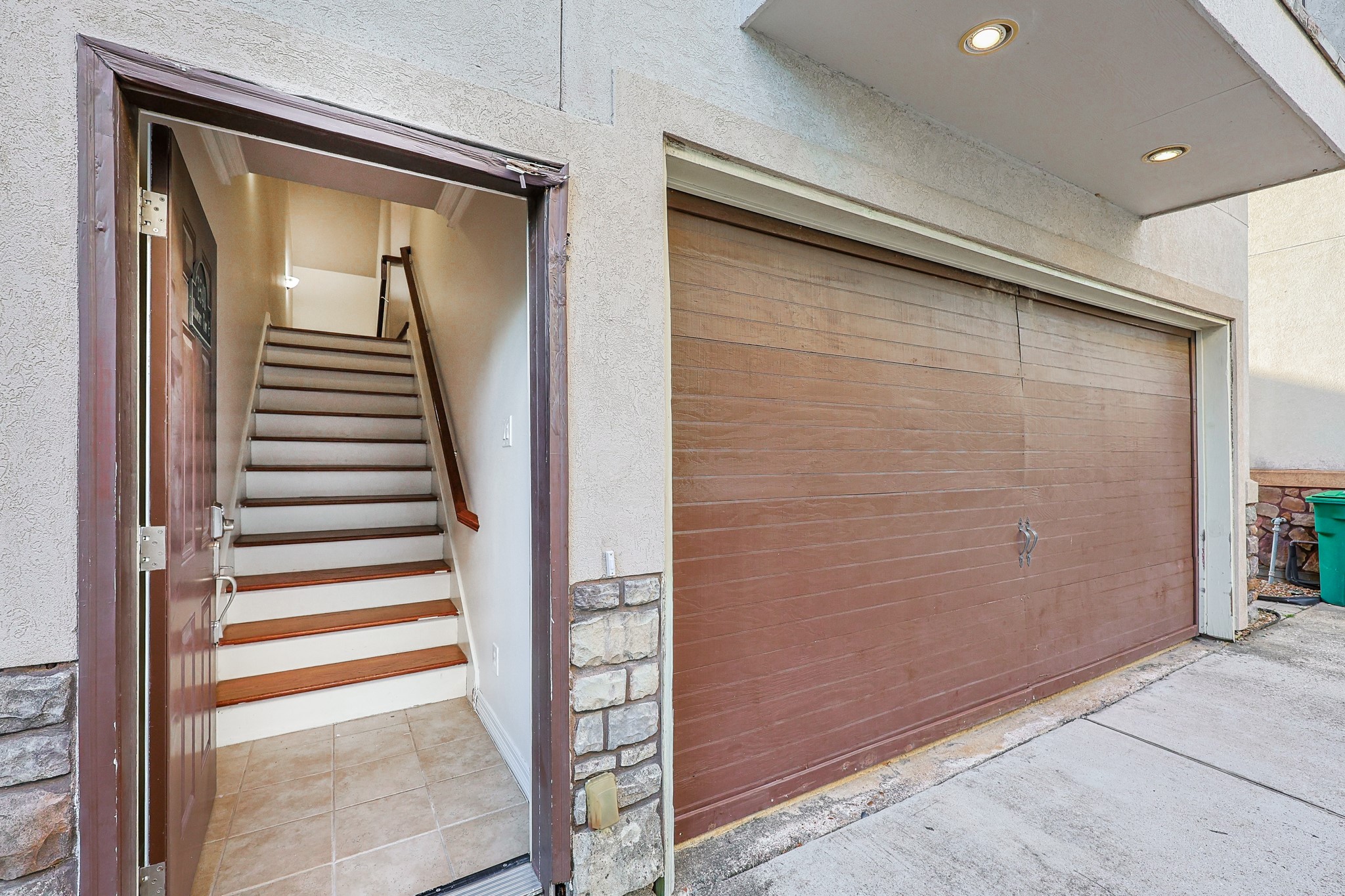 2540 Prospect Street, Unit C Houston, TX 77004 - Photo 3 of 31 a view of a entryway door of a house