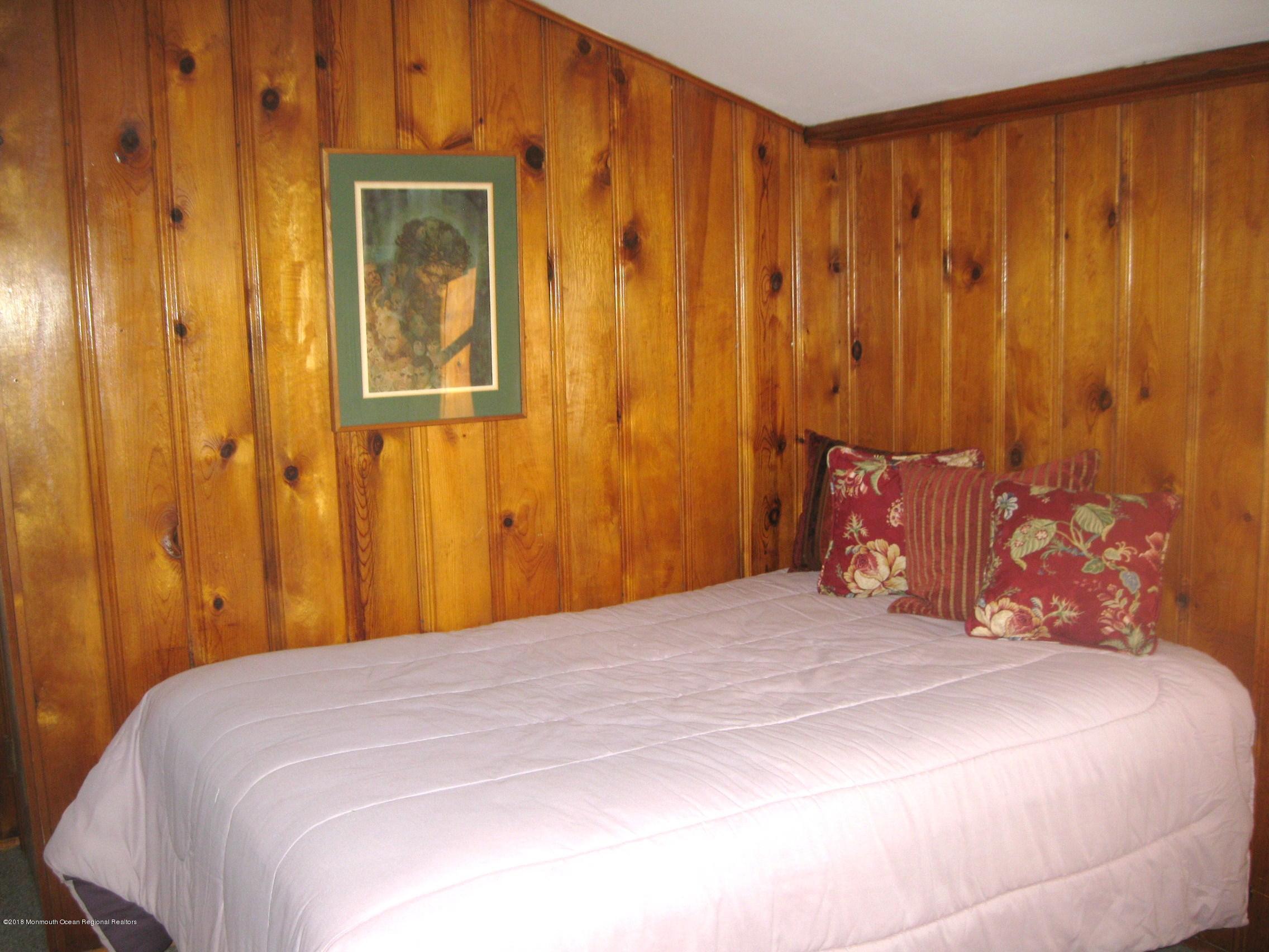 107 North Bayside Road Lavallette, NJ 08735 - Photo 8 of 11 IMG_0813