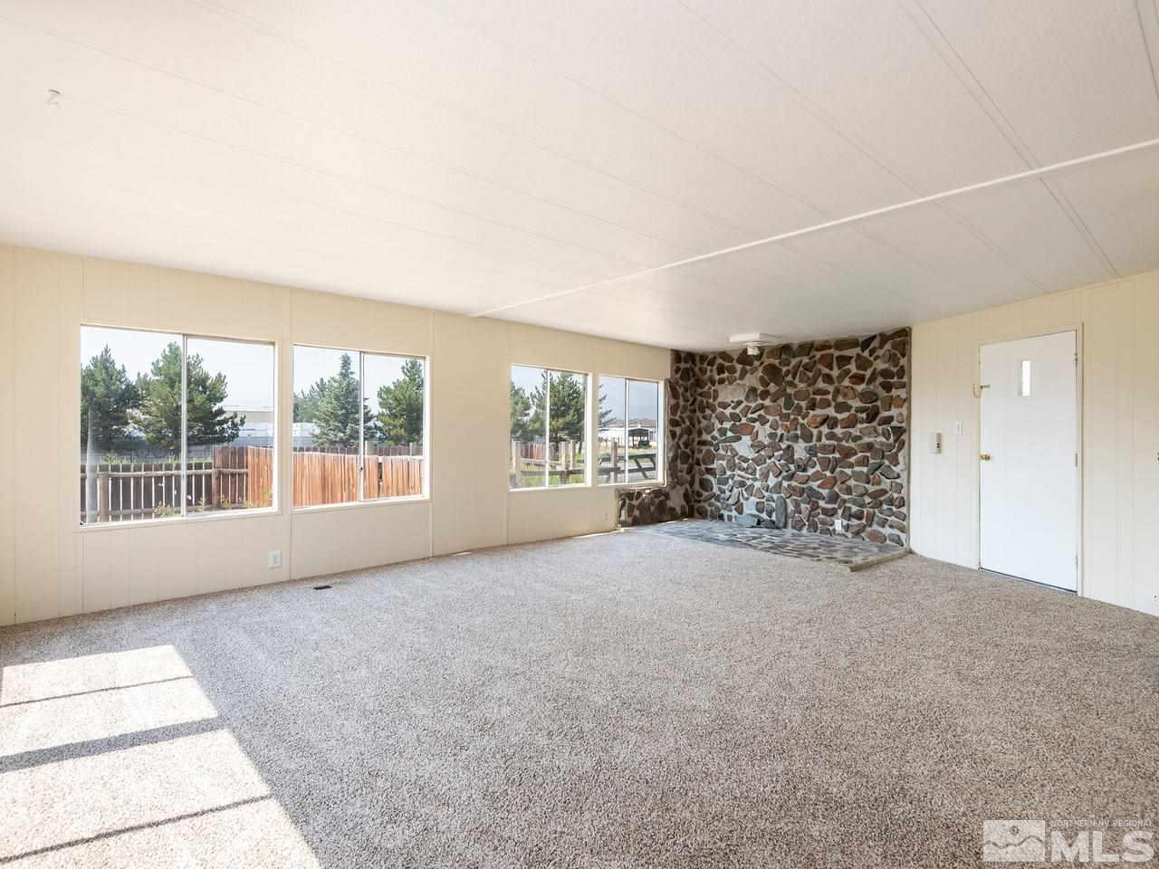 3505 Hummingbird Drive Reno, NV 89508 - Photo 4 of 17 Photo 4