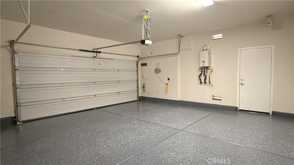 7833 Wild Rye Street Chino, CA 91708 - Photo 37 of 44 a view of an empty room and cabinet