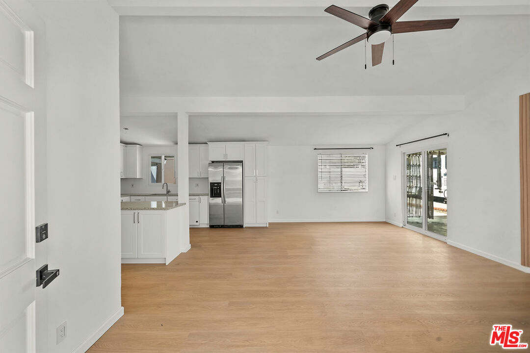 7853 Bothwell Road Reseda, CA 91335 - Photo 11 of 46 Gallery Image 11