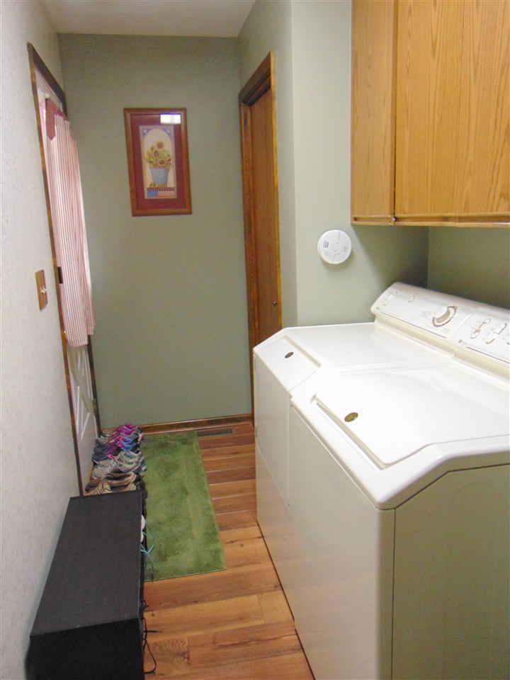 1707 East Cody Estey Road Pinconning, MI 48650 - Photo 8 of 33 Gallery Image 8