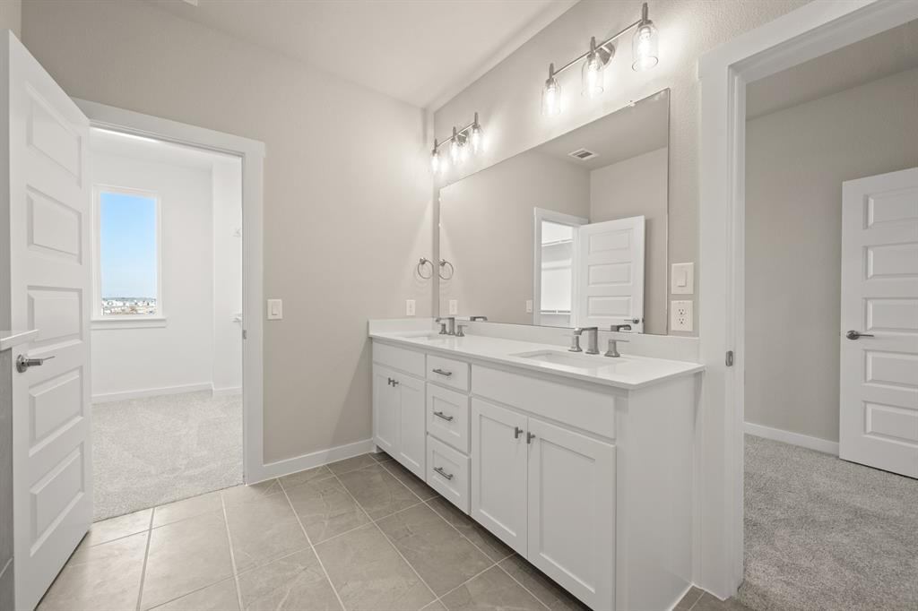 4606 White Buffalo Trail Oak Point, TX 75068 - Photo 22 of 31 4606 White Buffalo_2220_Aspen- Primary Suite-3